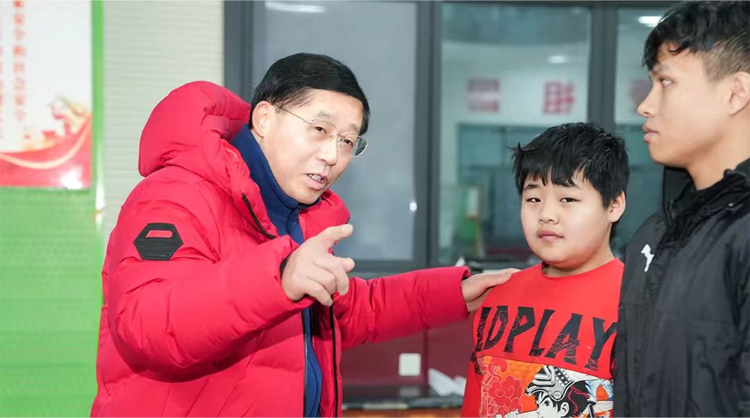 迅速撕开青